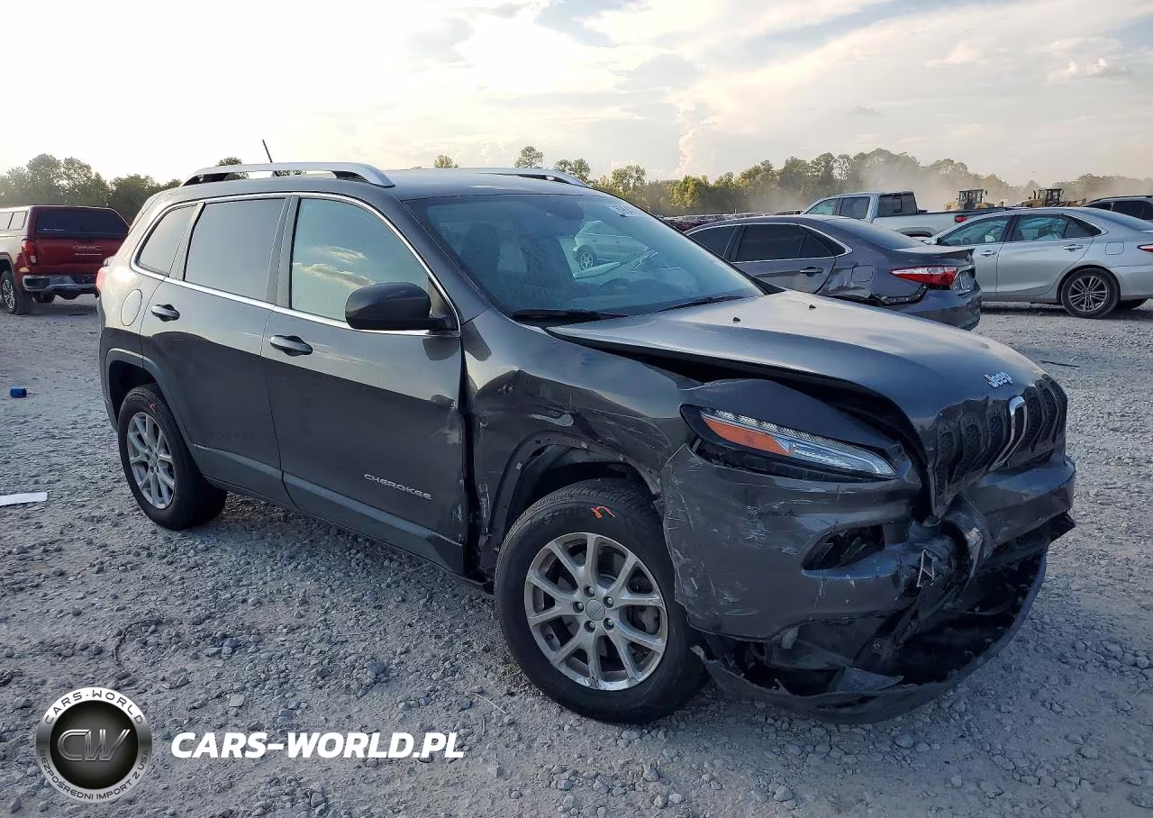 2014 Jeep Cherokee Latitude VIN:1C4PJMCS7EW232437 - 4