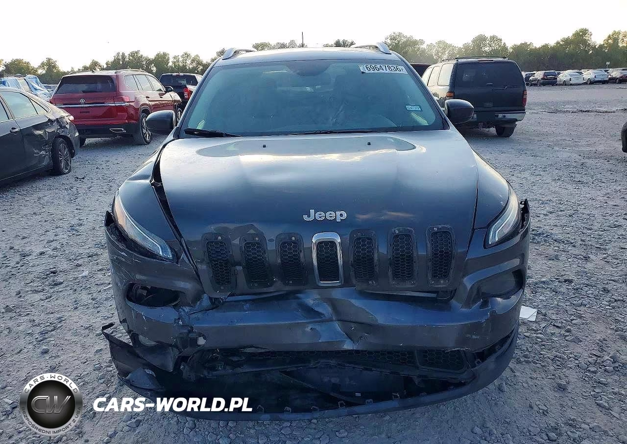 2014 Jeep Cherokee Latitude VIN:1C4PJMCS7EW232437 - 5
