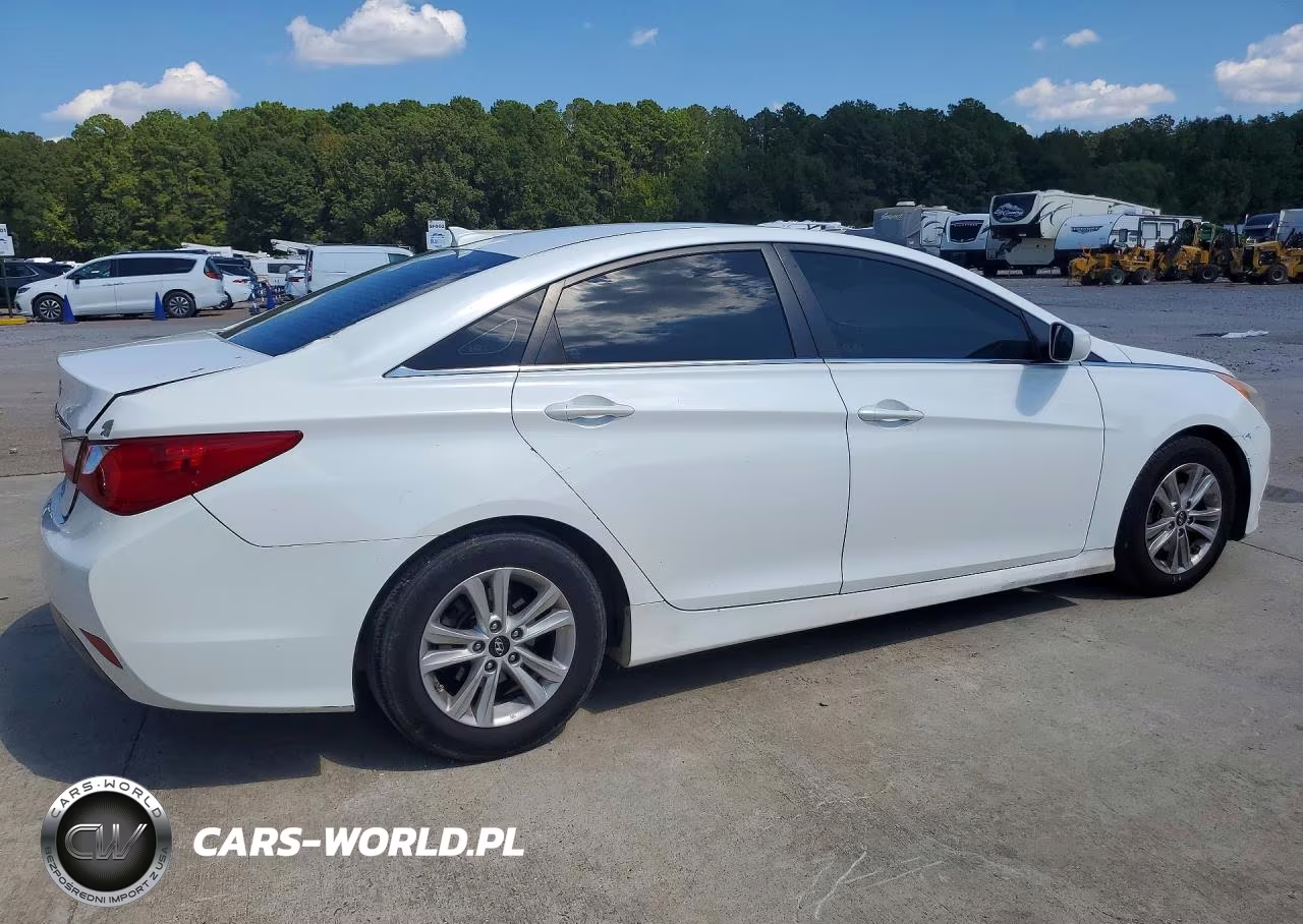 2014 Hyundai Sonata VIN:5NPEB4AC7EH866563 - 3