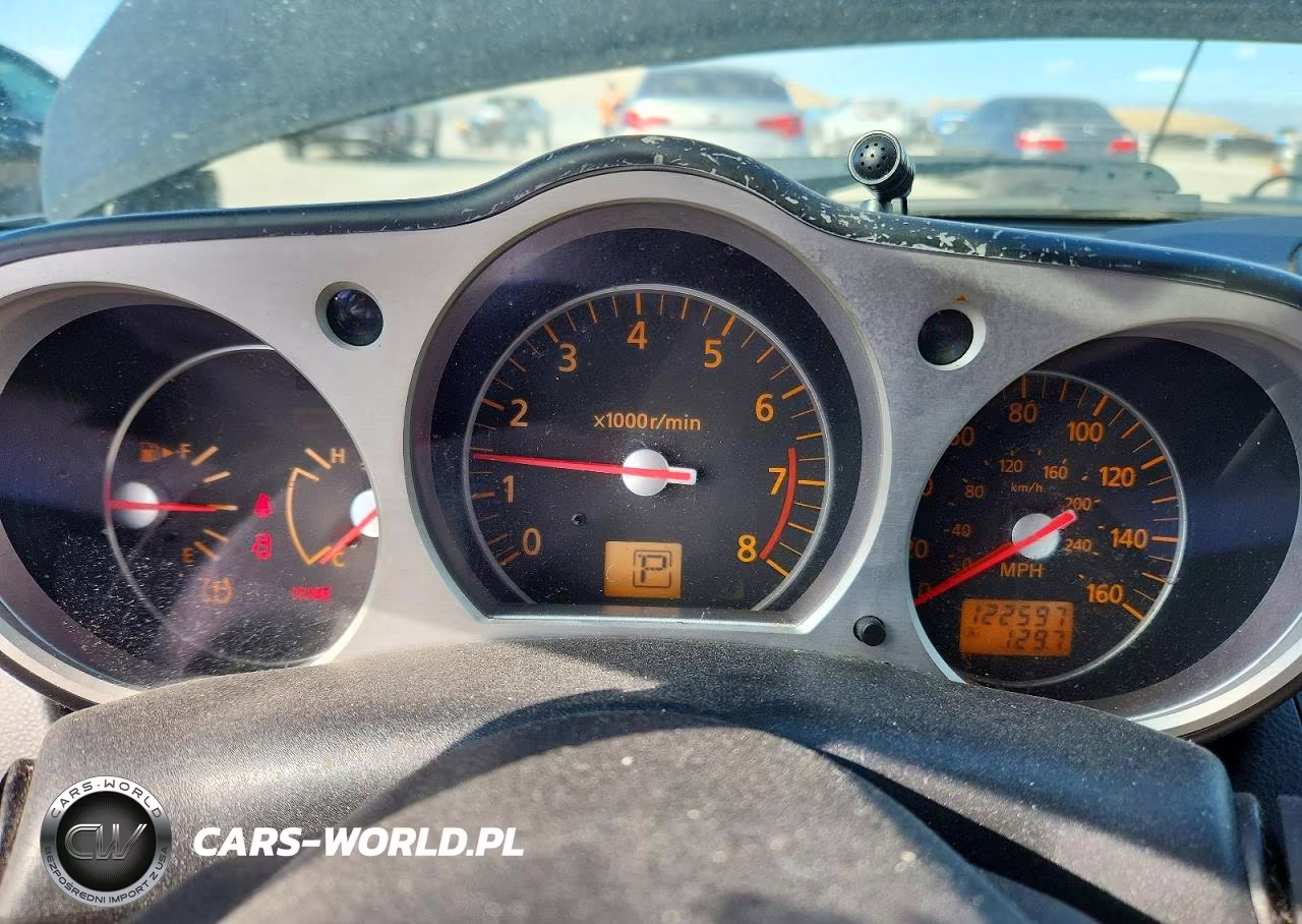 2006 Nissan 350Z Base VIN:JN1AZ34E66M354076 - 9