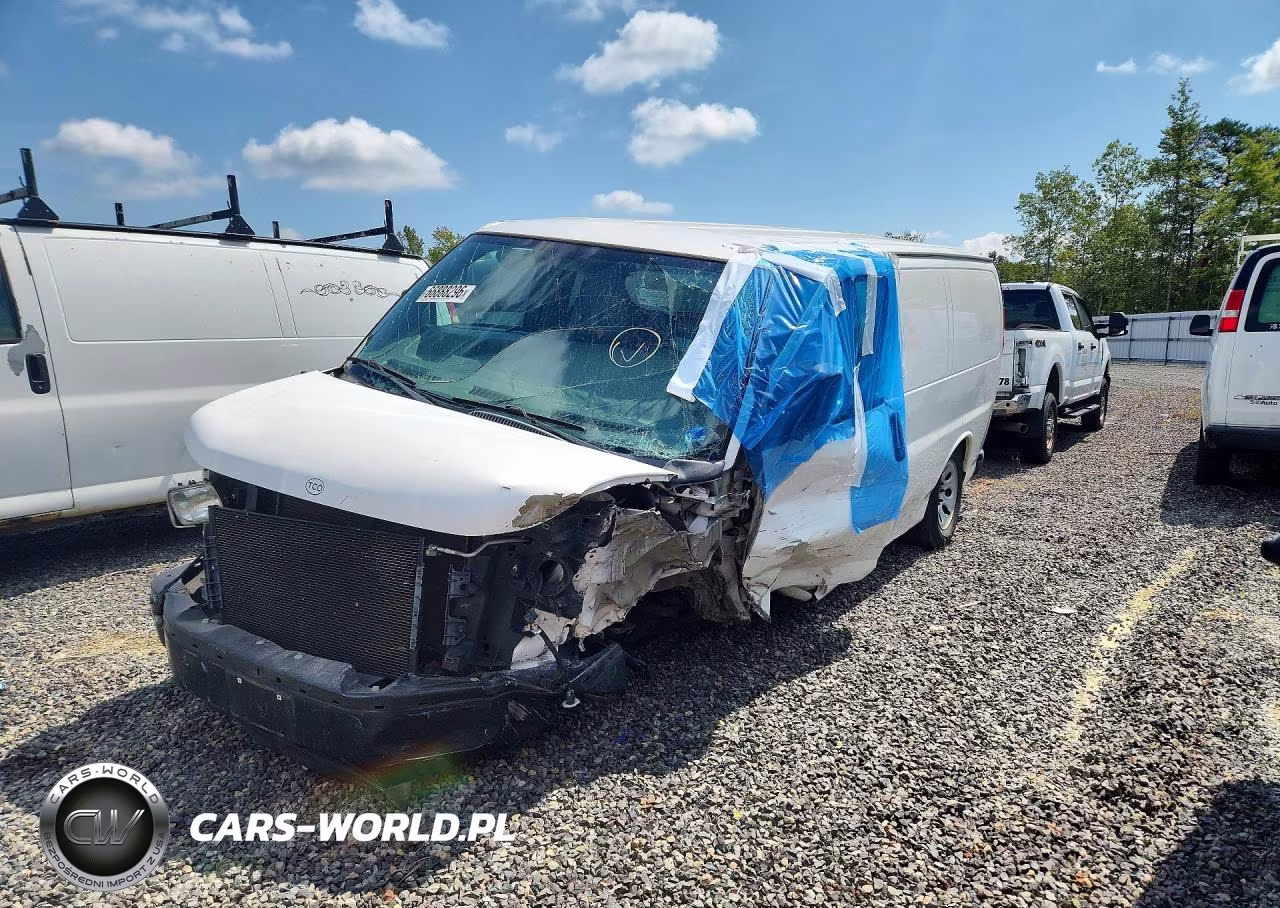 2013 Chevrolet Express 1500 Cargo Delivery Van