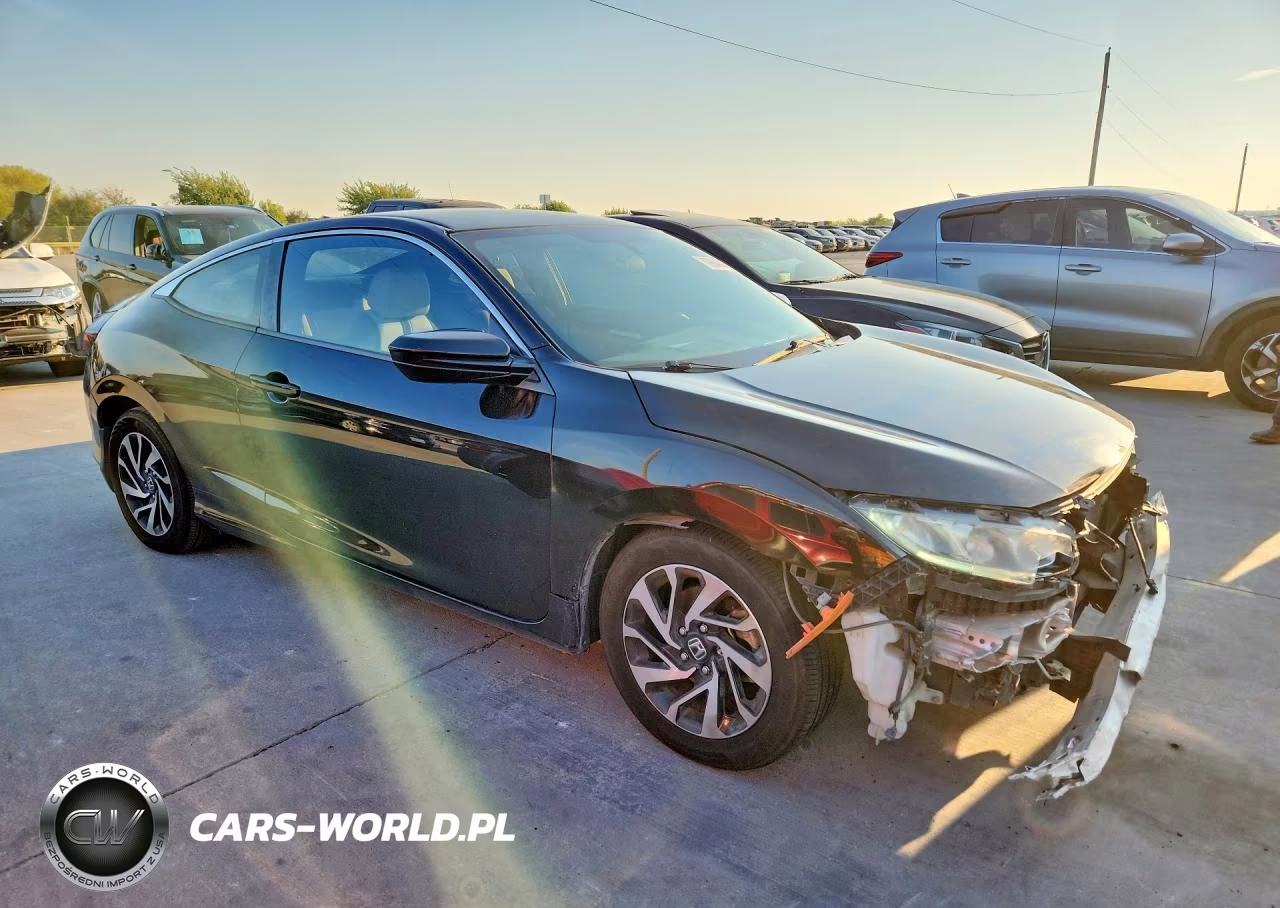 2017 Honda Civic Lx VIN:2HGFC4B54HH308864 - 4