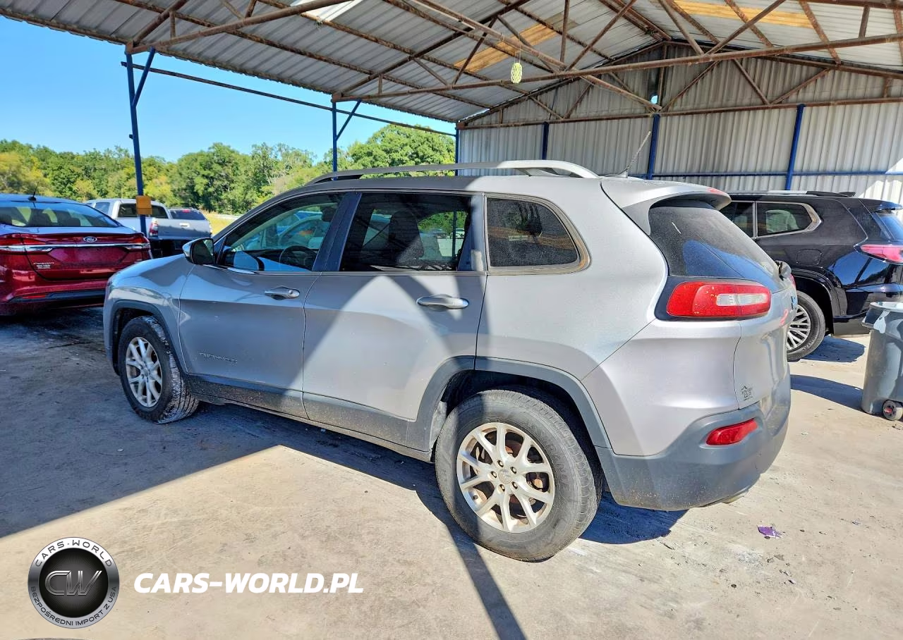 2014 Jeep Cherokee Latitude VIN:1C4PJLCBXEW185852 - 2