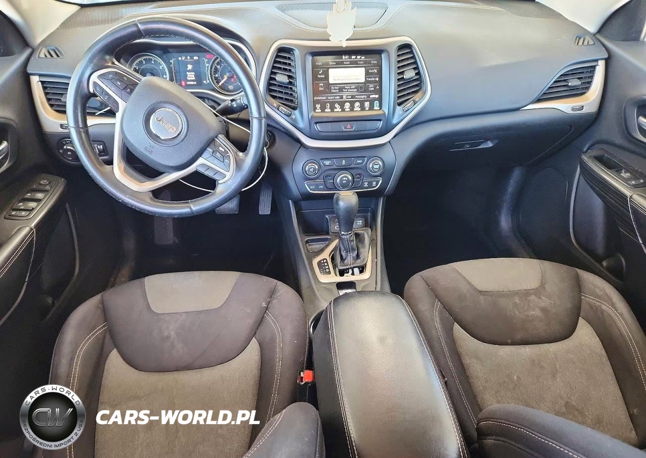 2014 Jeep Cherokee Latitude VIN:1C4PJLCBXEW185852 - 8