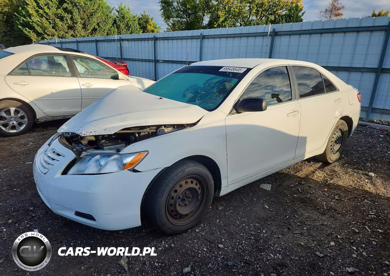 2009 Toyota Camry Le – zdjęcie 1 z 12