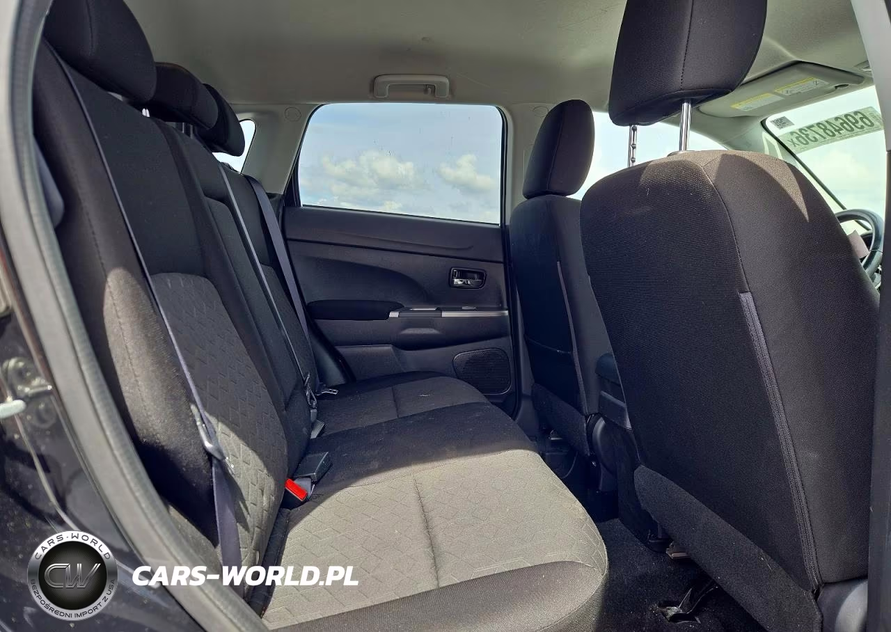 2020 Mitsubishi Outlander Sport Se VIN:JA4AP4AU9LU006153 - 11