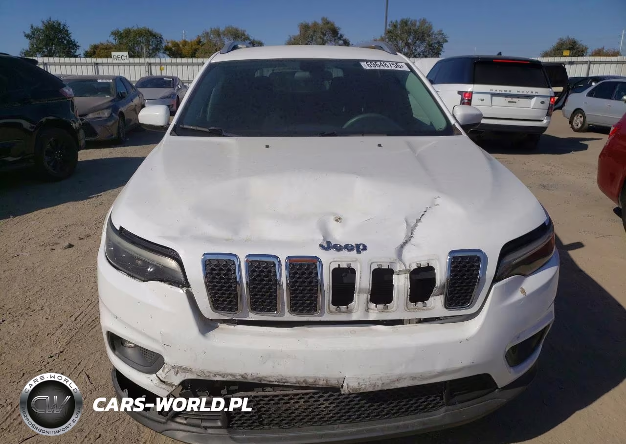 2019 Jeep Cherokee Latitude VIN:1C4PJMCB6KD226961 - 5