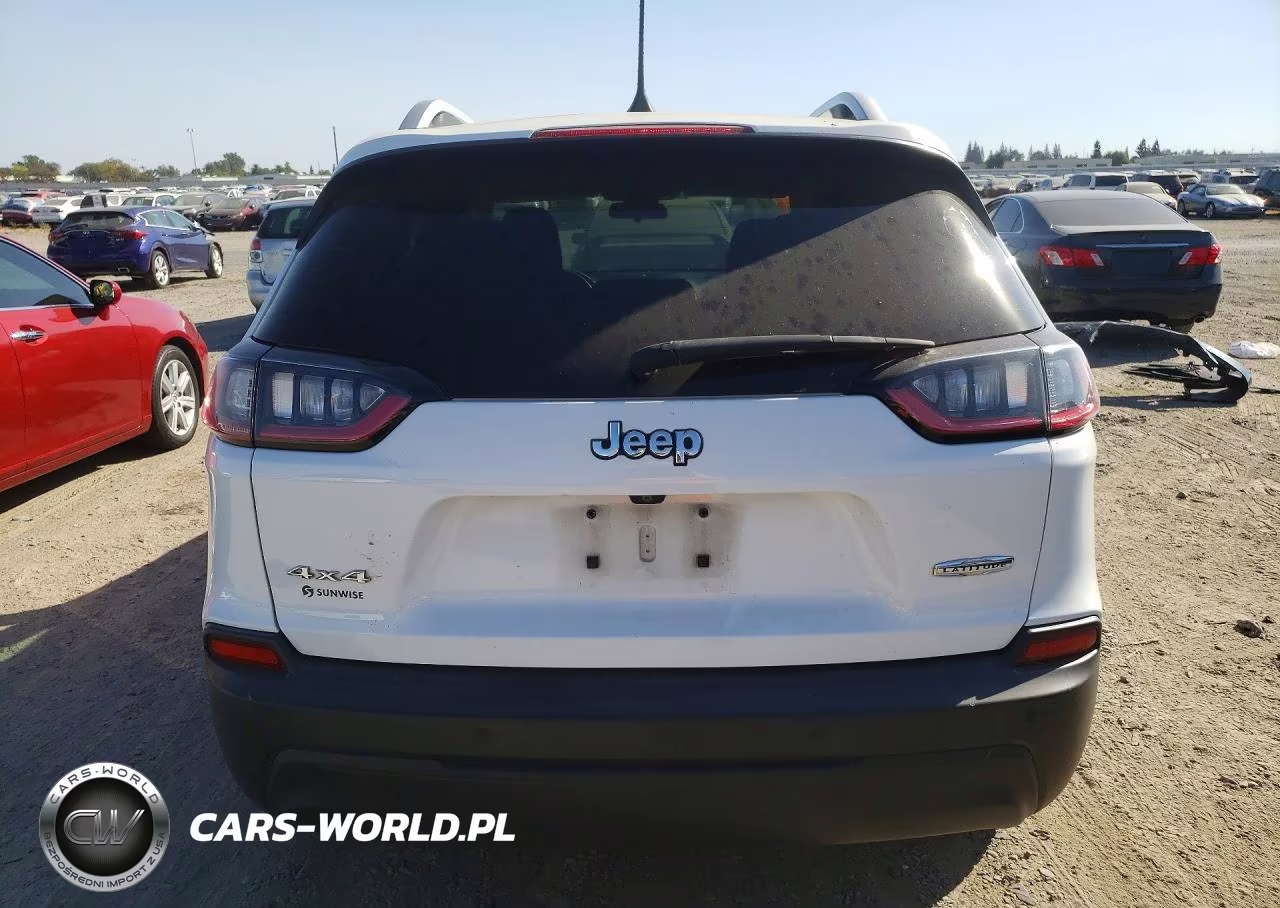 2019 Jeep Cherokee Latitude VIN:1C4PJMCB6KD226961 - 6