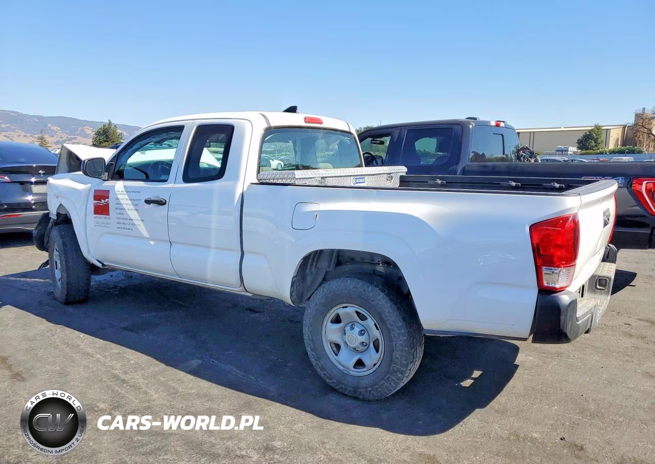2017 Toyota Tacoma Sr VIN:5TFRX5GN2HX077425 - 2