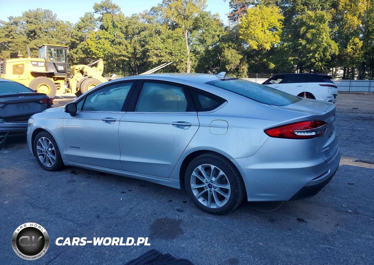 2019 Ford Fusion Se VIN:3FA6P0LU8KR226929 - 2