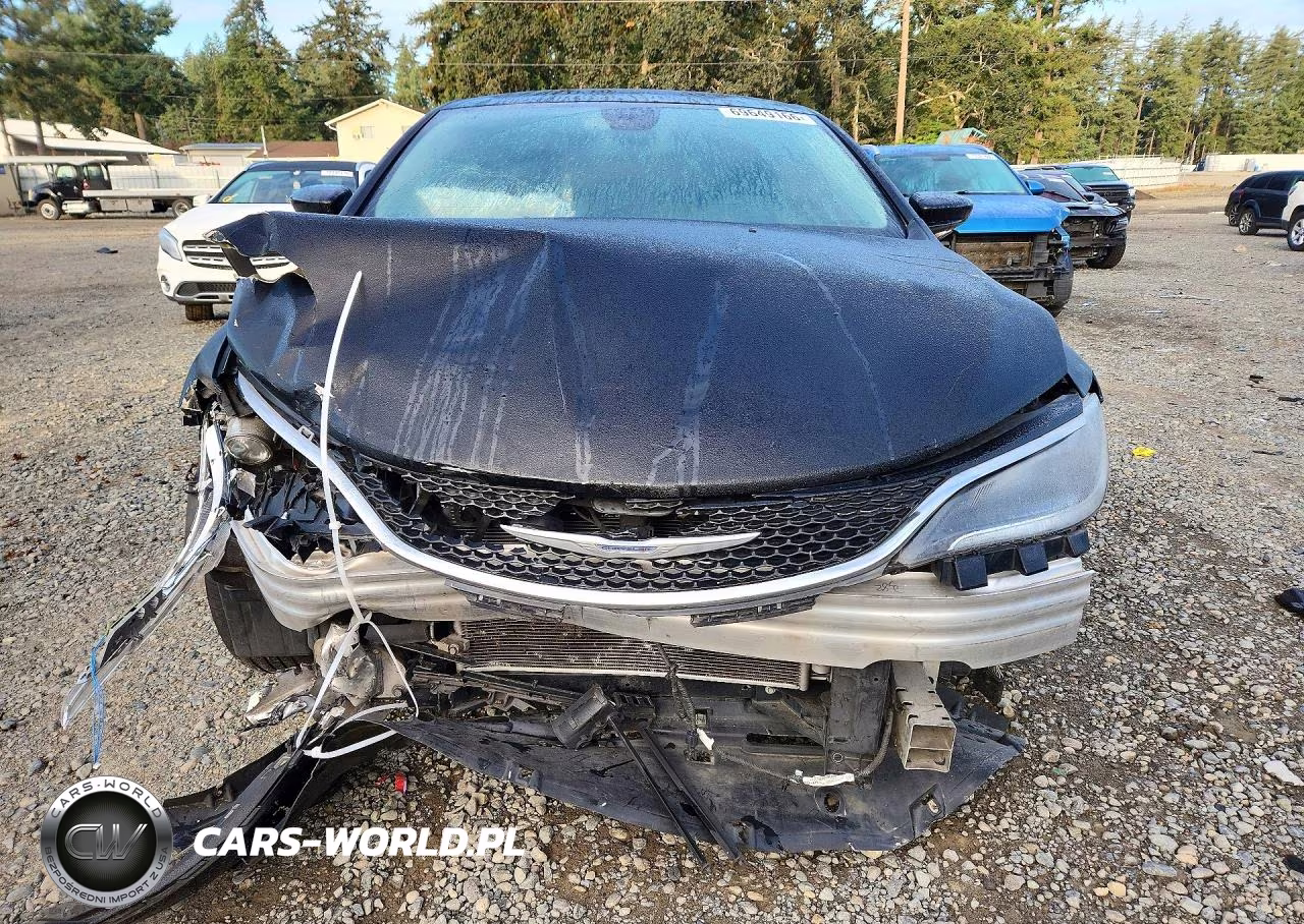 2015 Chrysler 200 Limited VIN:1C3CCCAB4FN671127 - 5