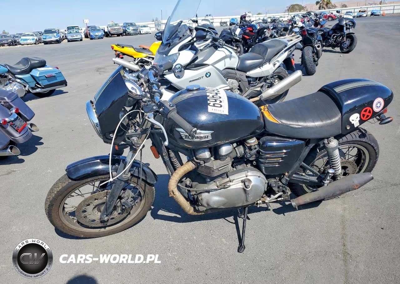 2014 Triumph Motorcycle Thruxton VIN:SMT920K16ET656671 - 3