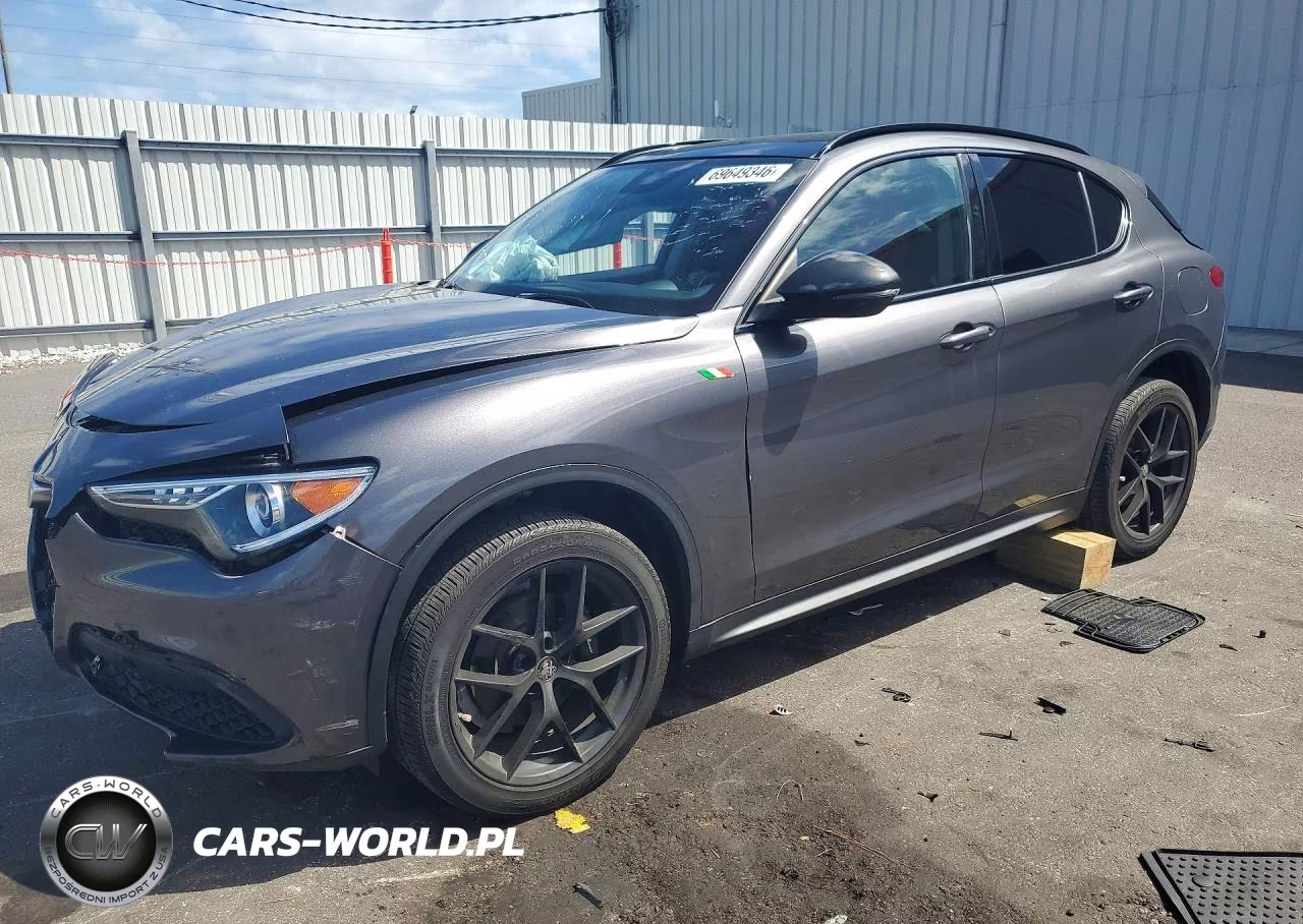 2020 Alfa Romeo Stelvio