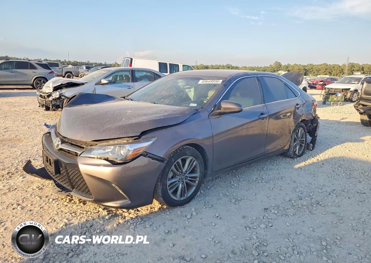 2015 Toyota Camry Se – zdjęcie 1 z 13
