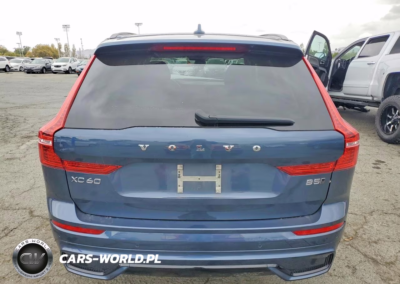2024 Volvo Xc60 Plus VIN:YV4L12RL1R1879709 - 6