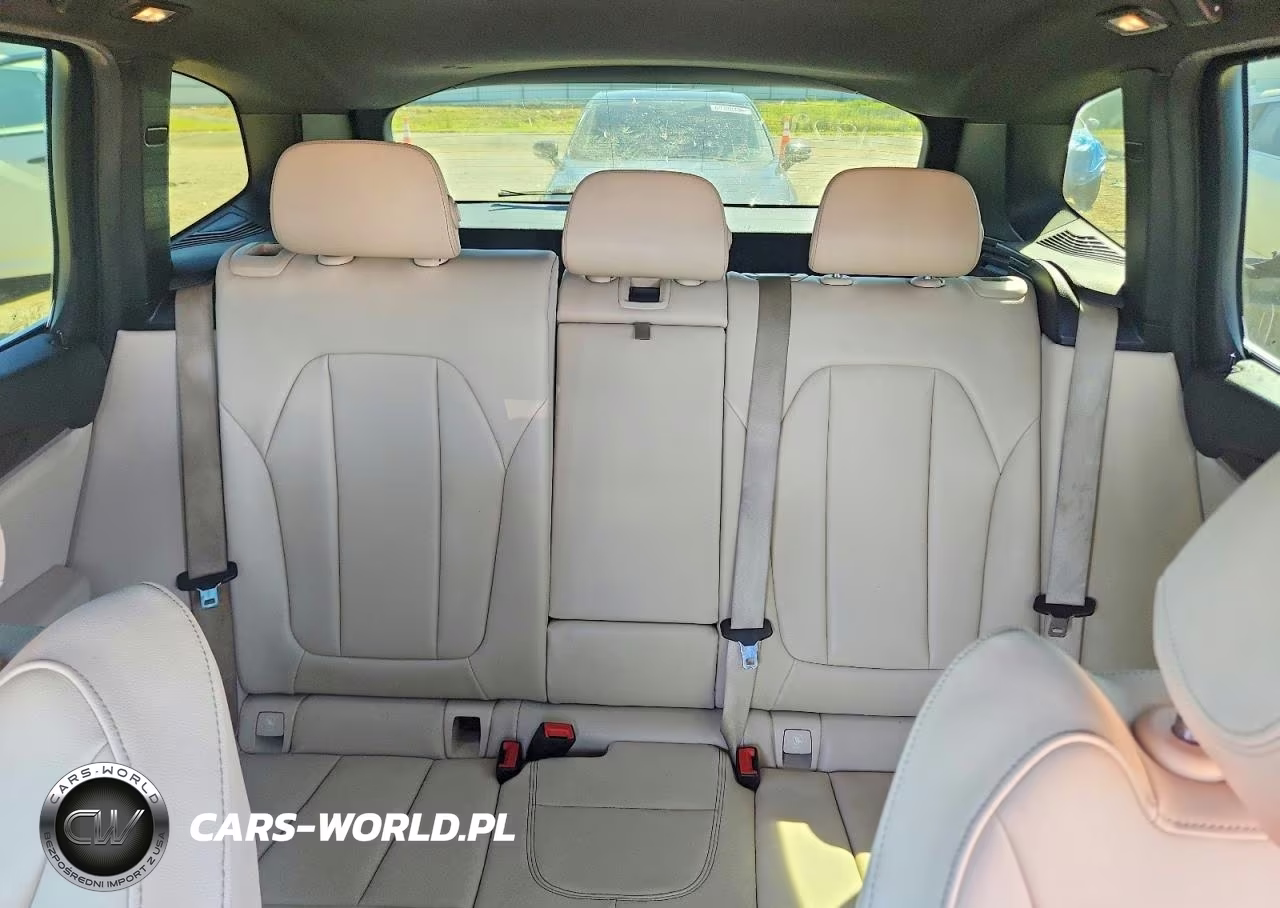 2019 BMW X3 Sdrive30I VIN:5UXTR7C59KLF31929 - 10