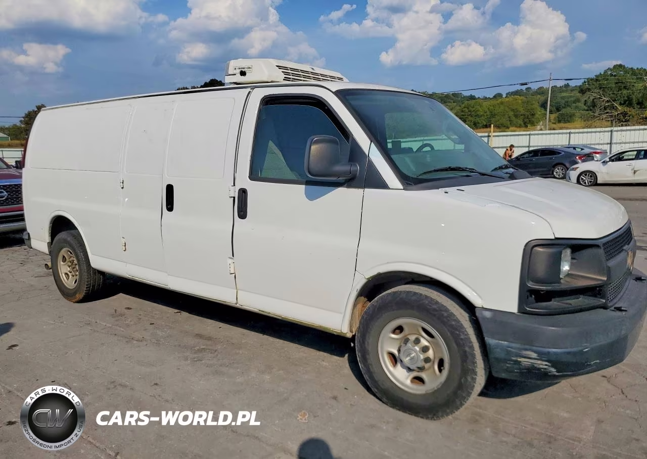 2017 Chevrolet Express G2500 Refrigerated Delivery Van VIN:1GCWGBFF5H1129760 - 4