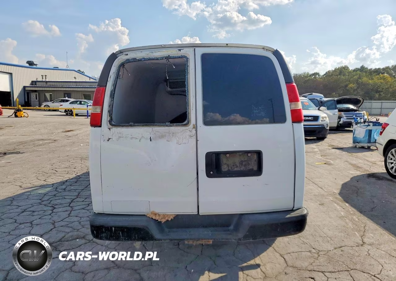 2017 Chevrolet Express G2500 Refrigerated Delivery Van VIN:1GCWGBFF5H1129760 - 6