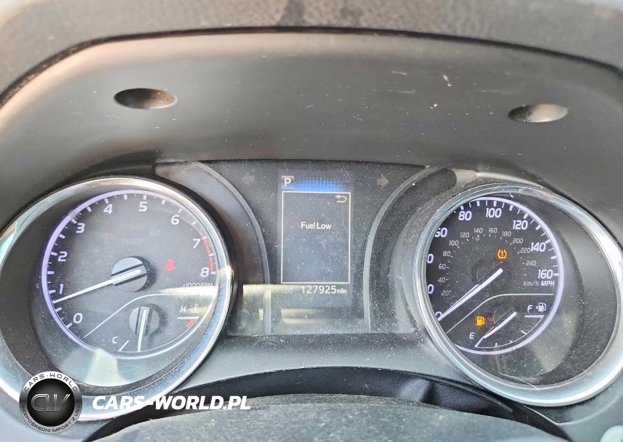 2019 Toyota Camry Le VIN:4T1B11HK8KU227199 - 9