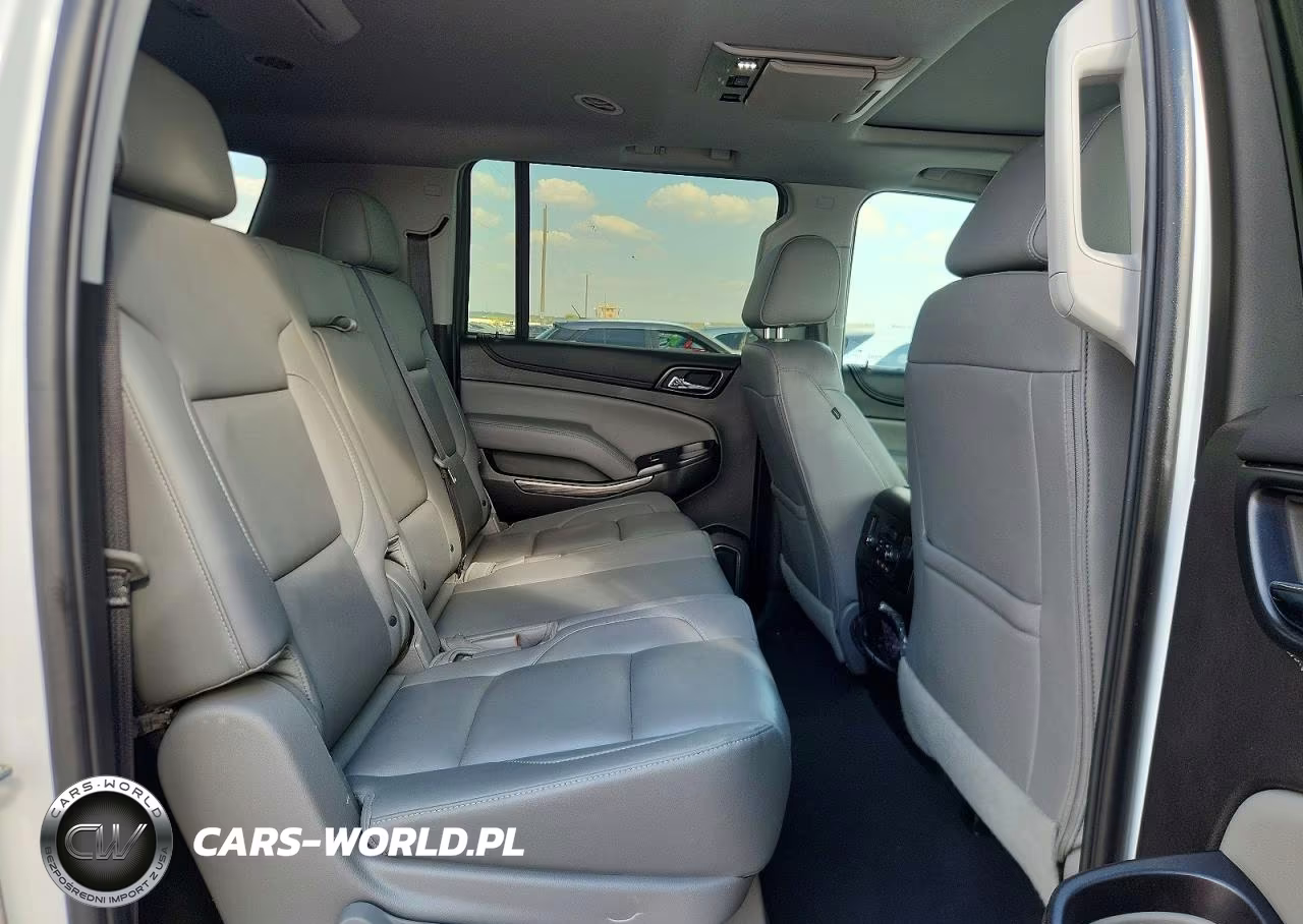 2019 Chevrolet Suburban C1500 Lt VIN:1GNSCHKCXKR235789 - 11