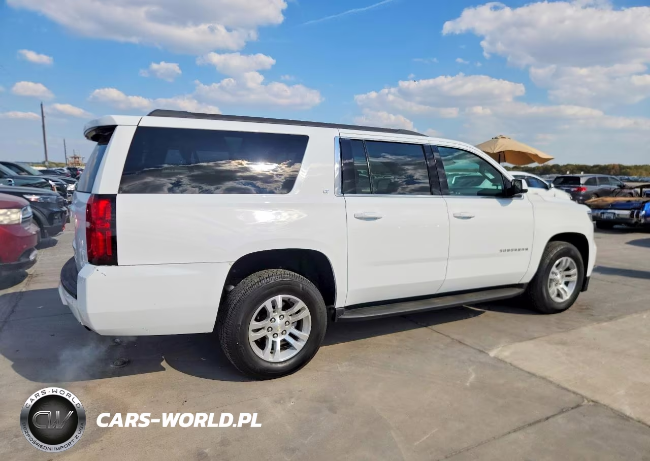 2019 Chevrolet Suburban C1500 Lt VIN:1GNSCHKCXKR235789 - 3