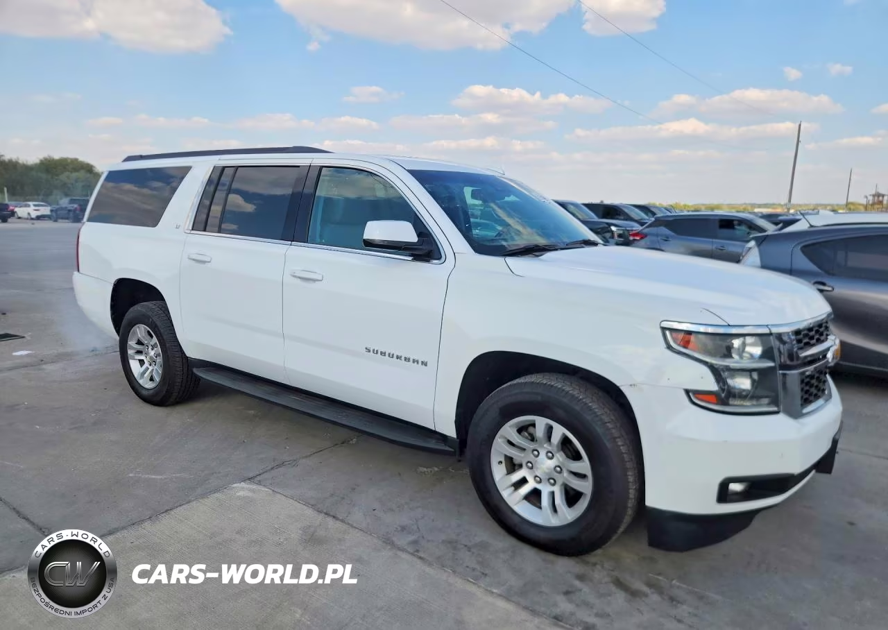 2019 Chevrolet Suburban C1500 Lt VIN:1GNSCHKCXKR235789 - 4