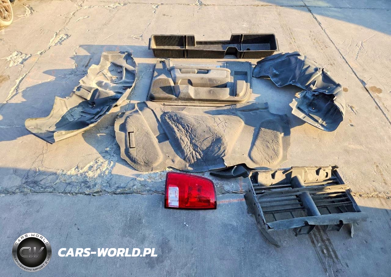 2019 Ram 1500 Classic Tradesman VIN:3C6JR6DT4KG669735 - 12