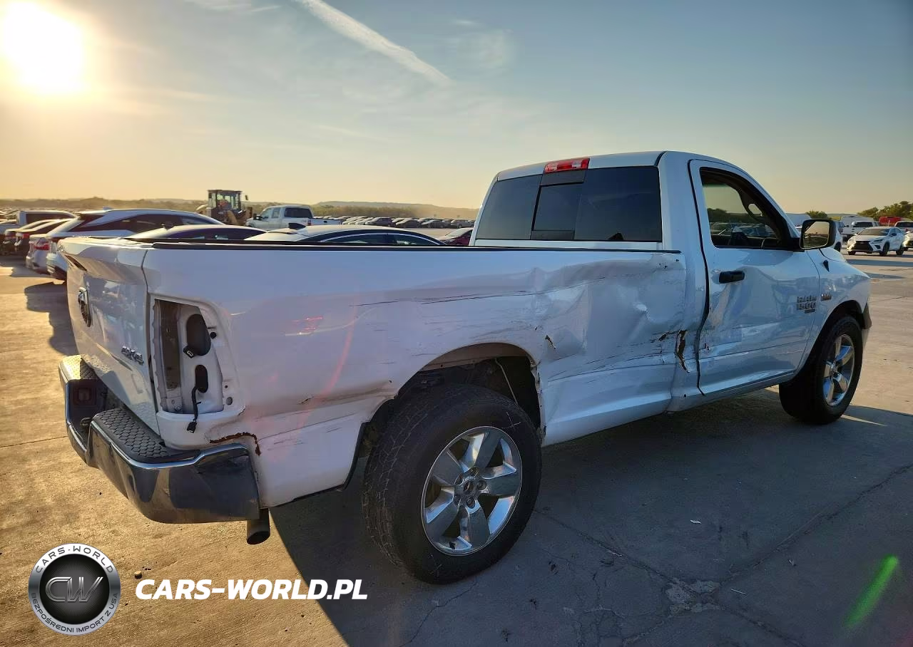 2019 Ram 1500 Classic Tradesman VIN:3C6JR6DT4KG669735 - 3