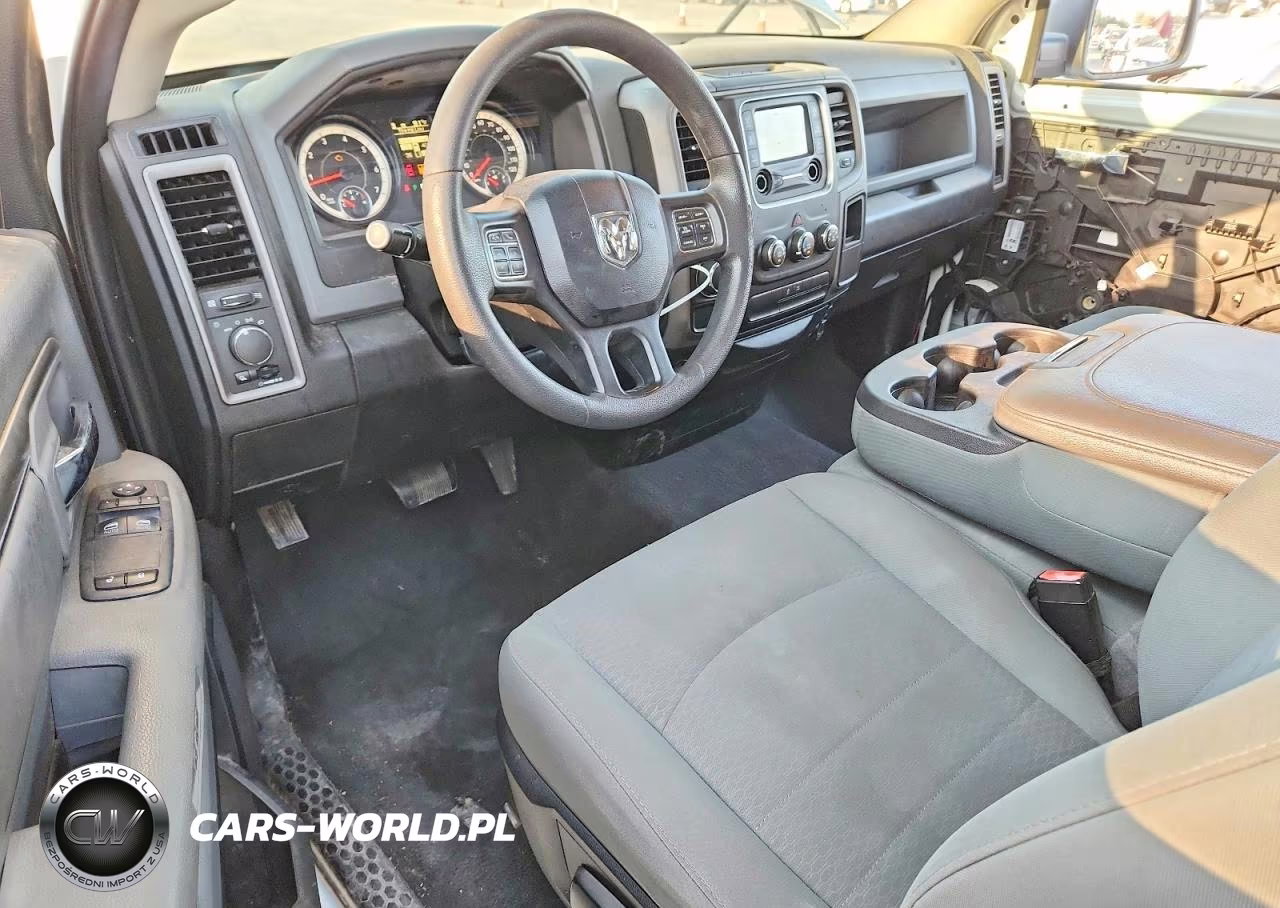 2019 Ram 1500 Classic Tradesman VIN:3C6JR6DT4KG669735 - 8