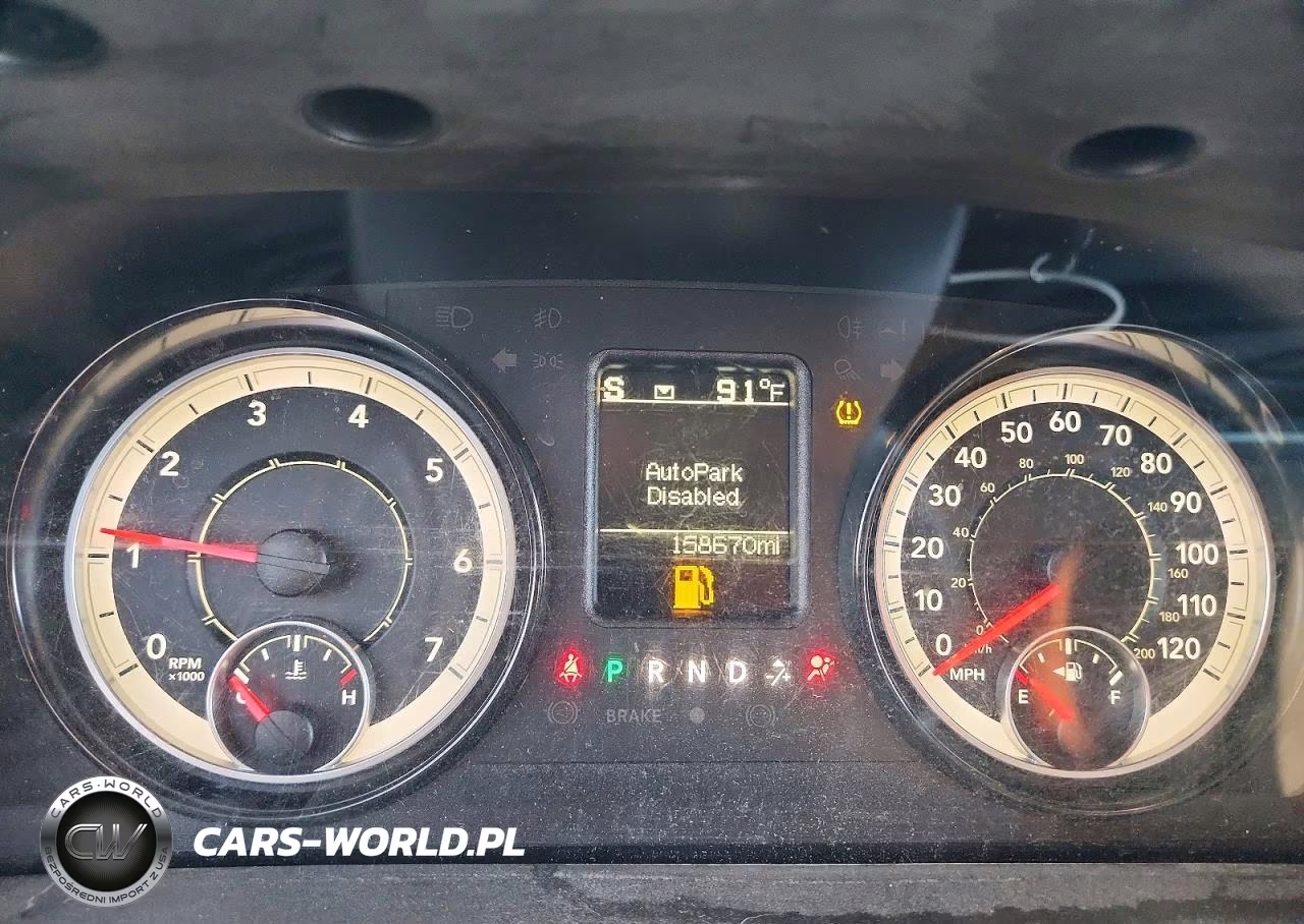 2019 Ram 1500 Classic Tradesman VIN:3C6JR6DT4KG669735 - 9