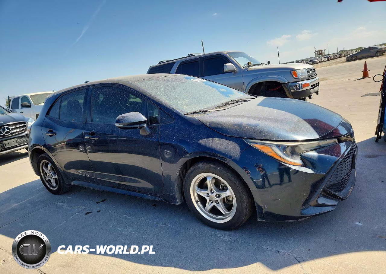 2020 Toyota Corolla Hatchback Se VIN:JTND4RBE1L3092902 - 4