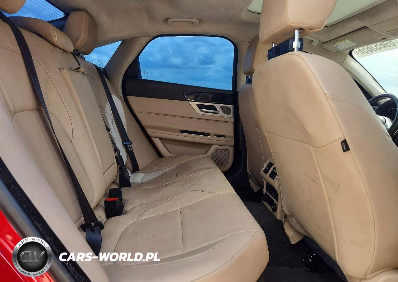 2020 Jaguar Xf Premium VIN:SAJBD4FX6LCY84832 - 10