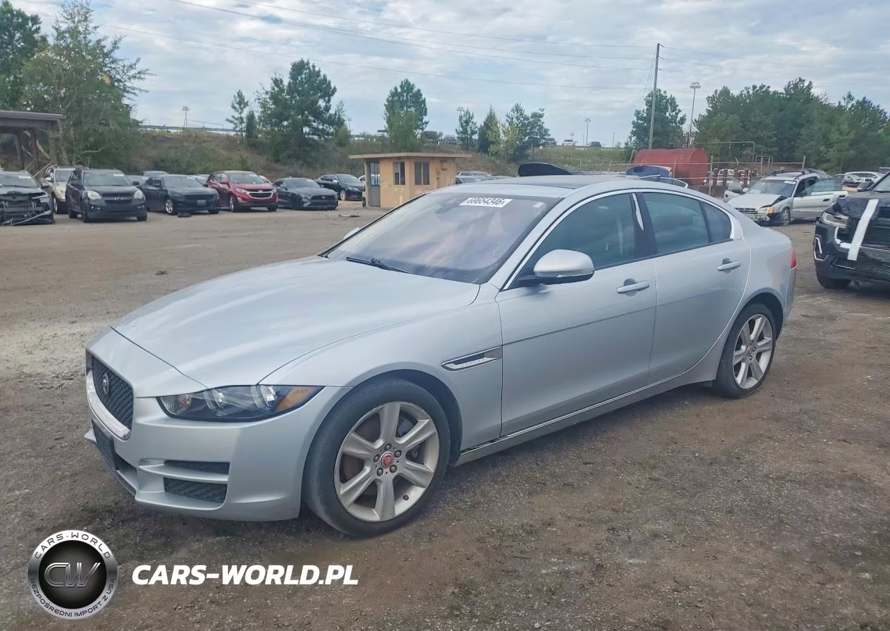 2018 Jaguar Xe Premium