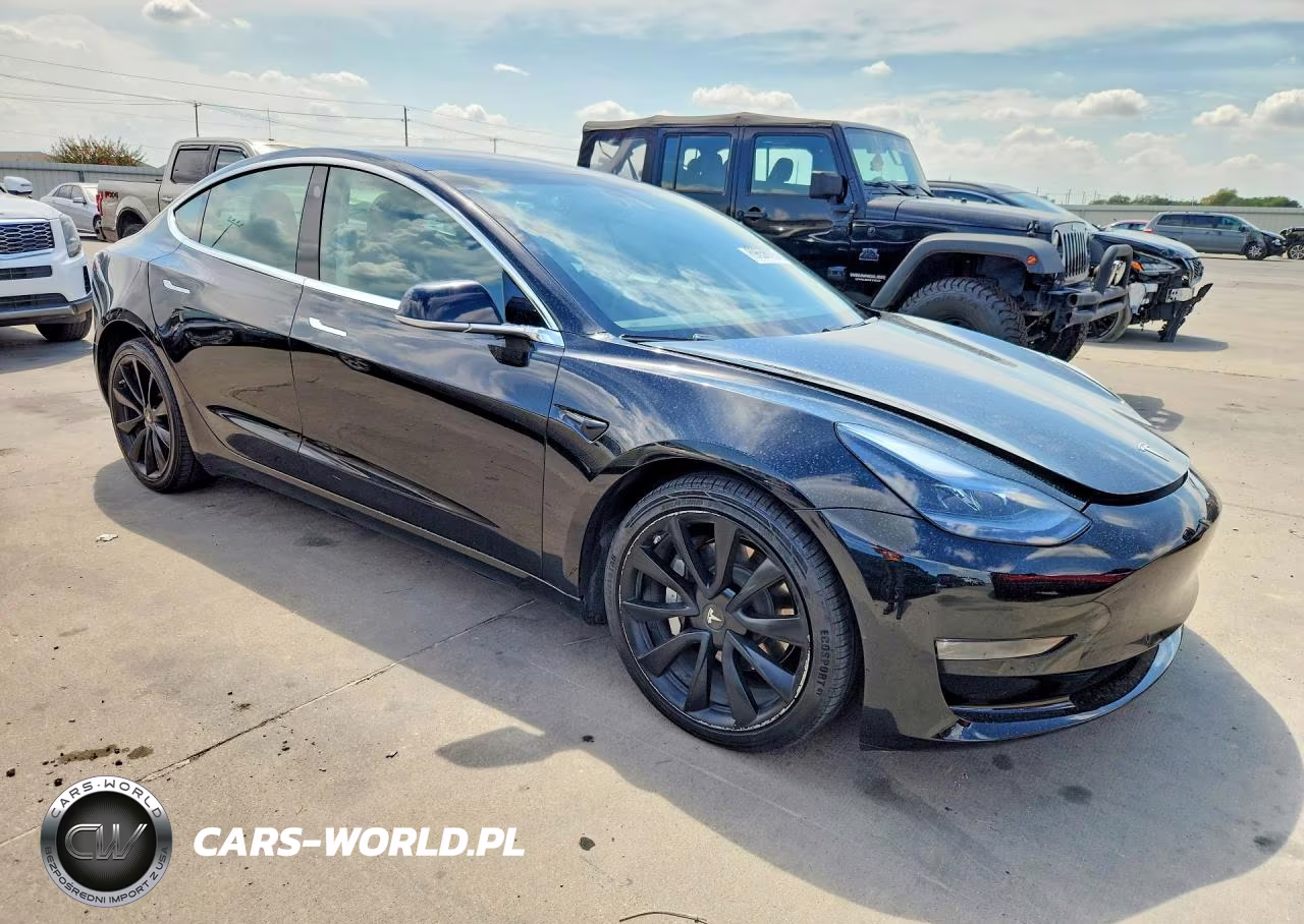 2019 Tesla Model 3 VIN:5YJ3E1EB4KF388966 - 4
