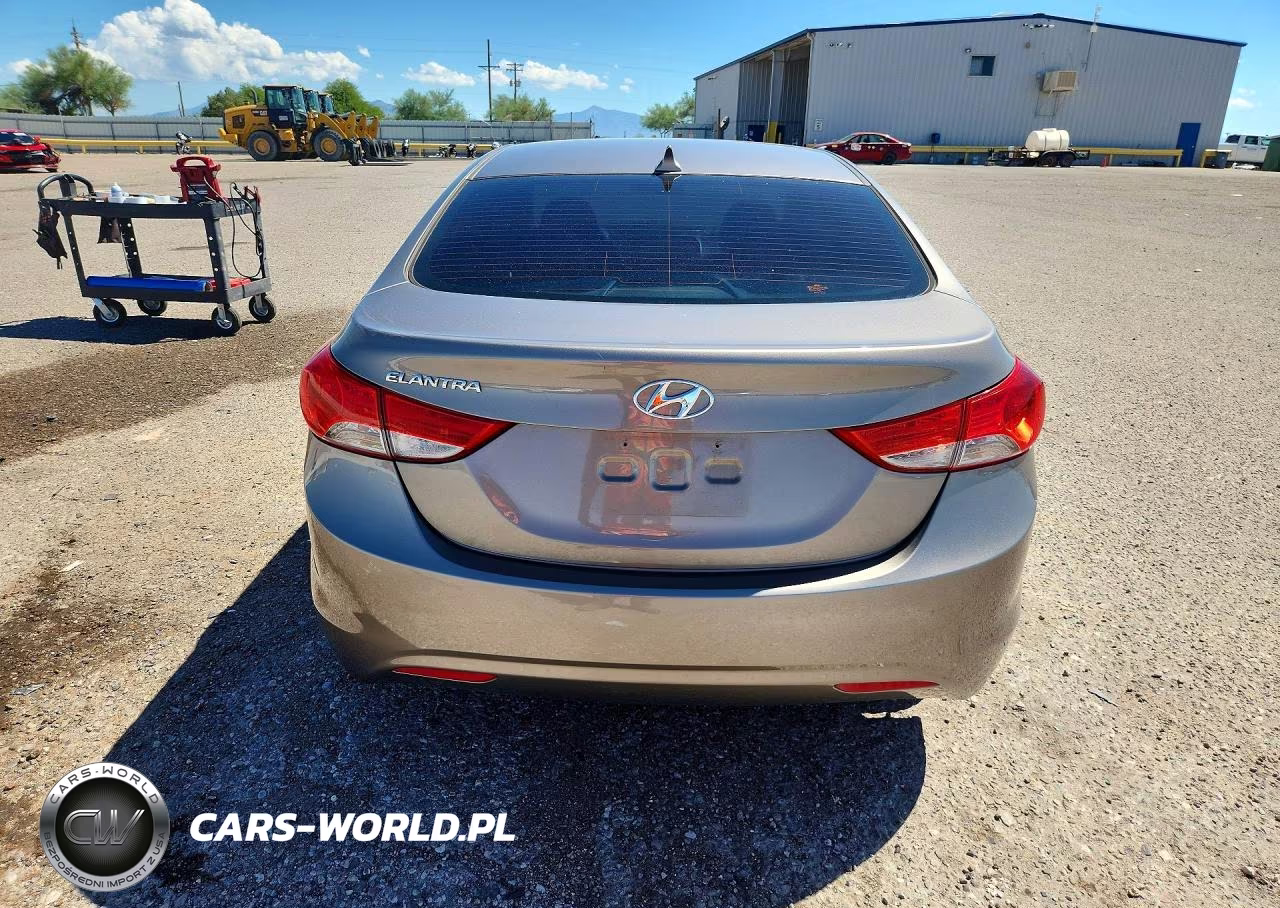 2013 Hyundai Elantra Gls VIN:5NPDH4AE2DH191909 - 6