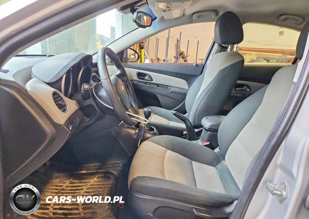 2012 Chevrolet Cruze Ls VIN:1G1PD5SH6C7133059 - 7