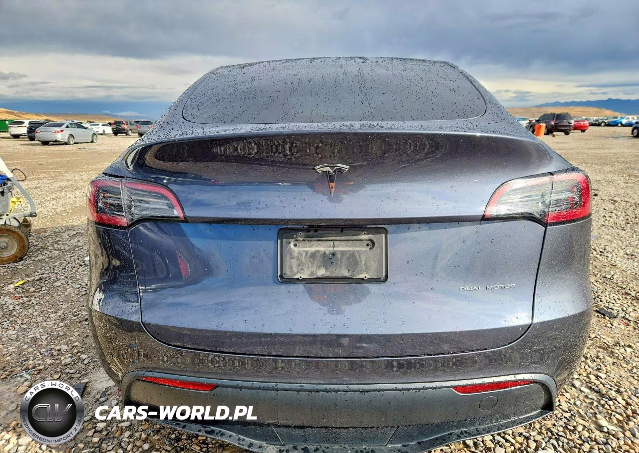 2023 Tesla Model Y VIN:7SAYGDEE2PF615416 - 6