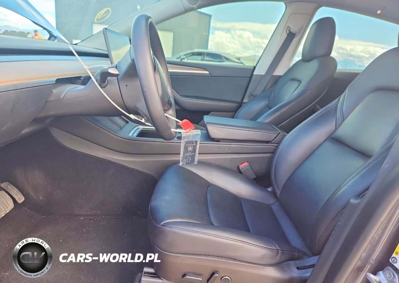 2023 Tesla Model Y VIN:7SAYGDEE2PF615416 - 7