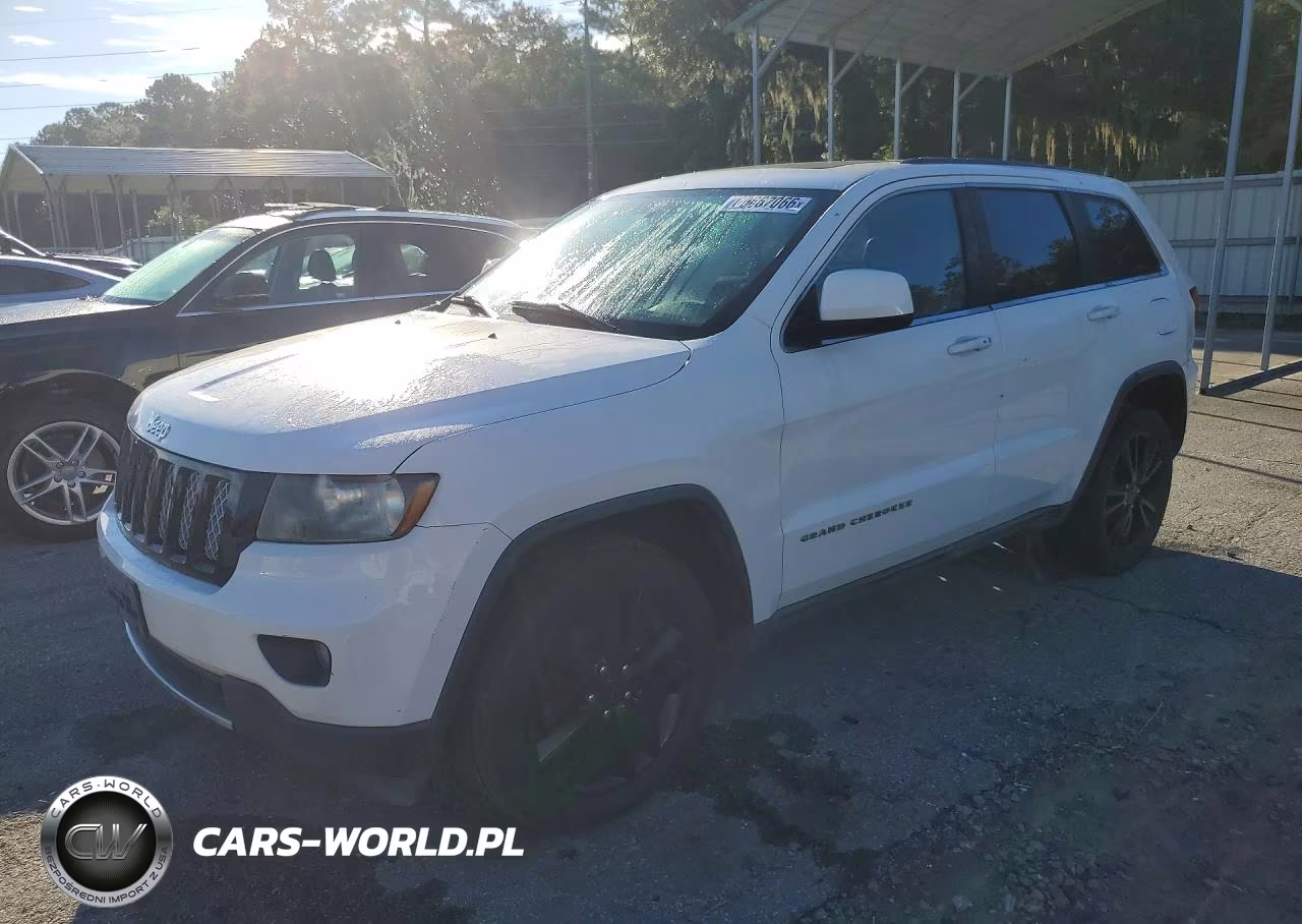 2012 Jeep Grand Cherokee Laredo VIN:1C4RJFAG4CC329306 - 1
