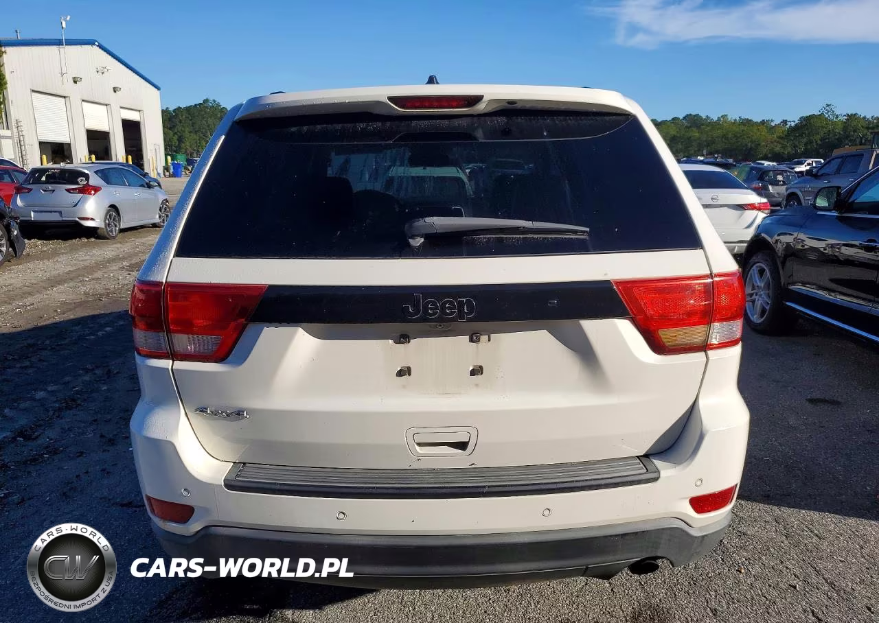 2012 Jeep Grand Cherokee Laredo VIN:1C4RJFAG4CC329306 - 6