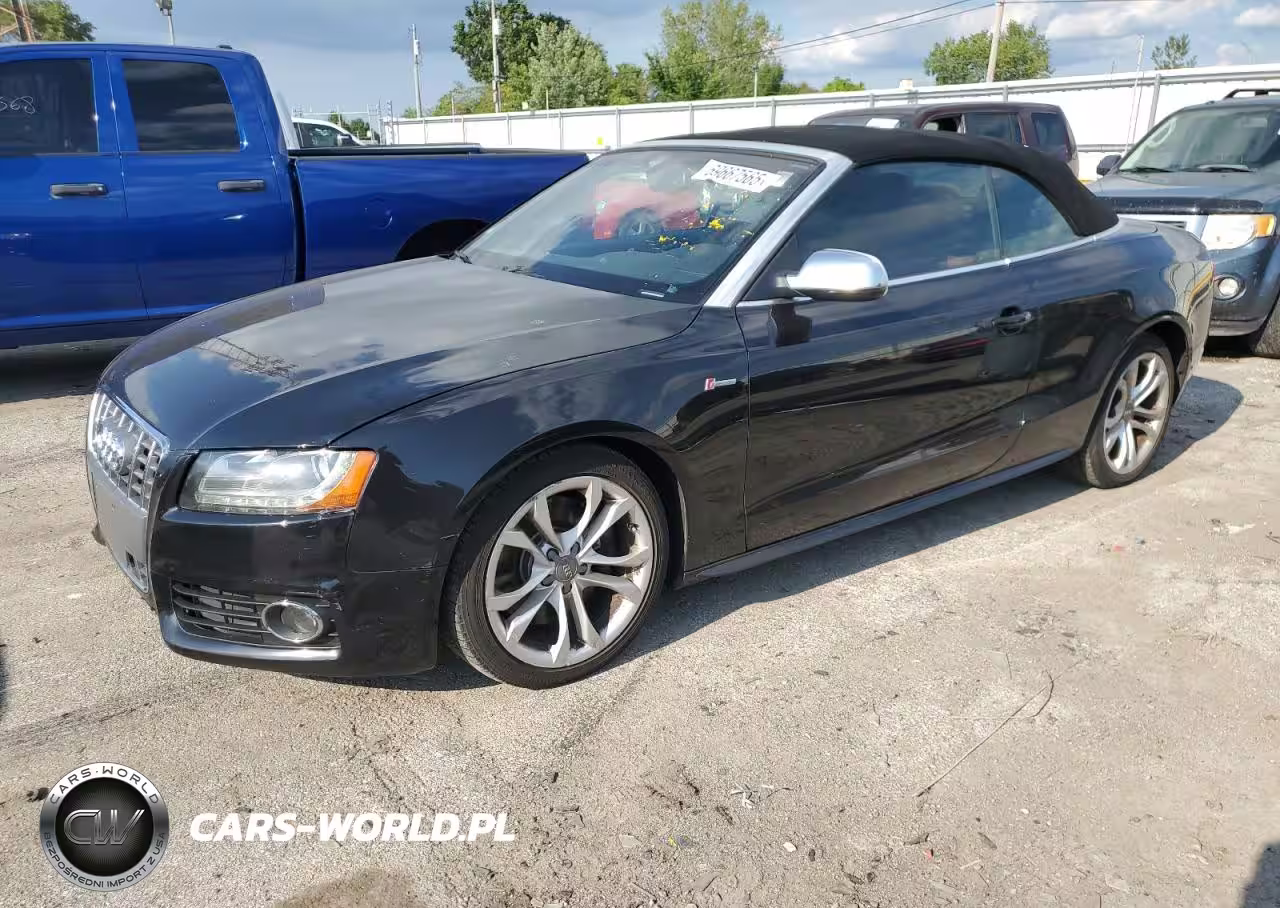 AUDI