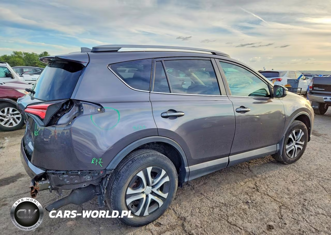 2017 Toyota Rav4 Le VIN:2T3BFREV7HW604491 - 3
