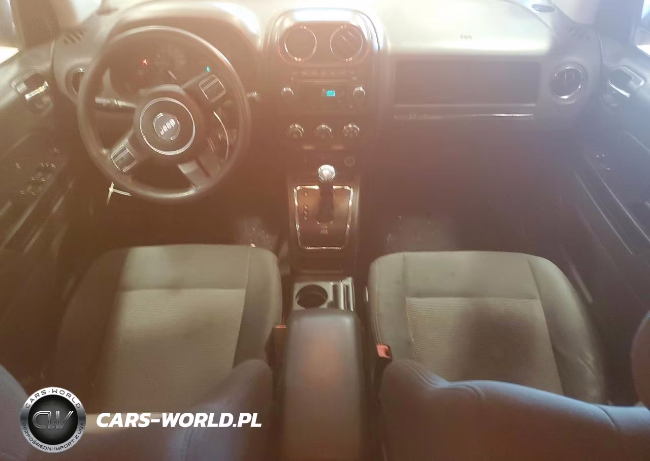2012 Jeep Compass Sport VIN:1C4NJDBB6CD555590 - 8