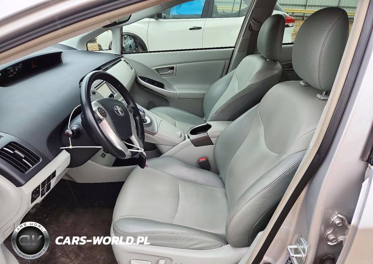 2014 Toyota Prius Four VIN:JTDKN3DU9E1738499 - 7