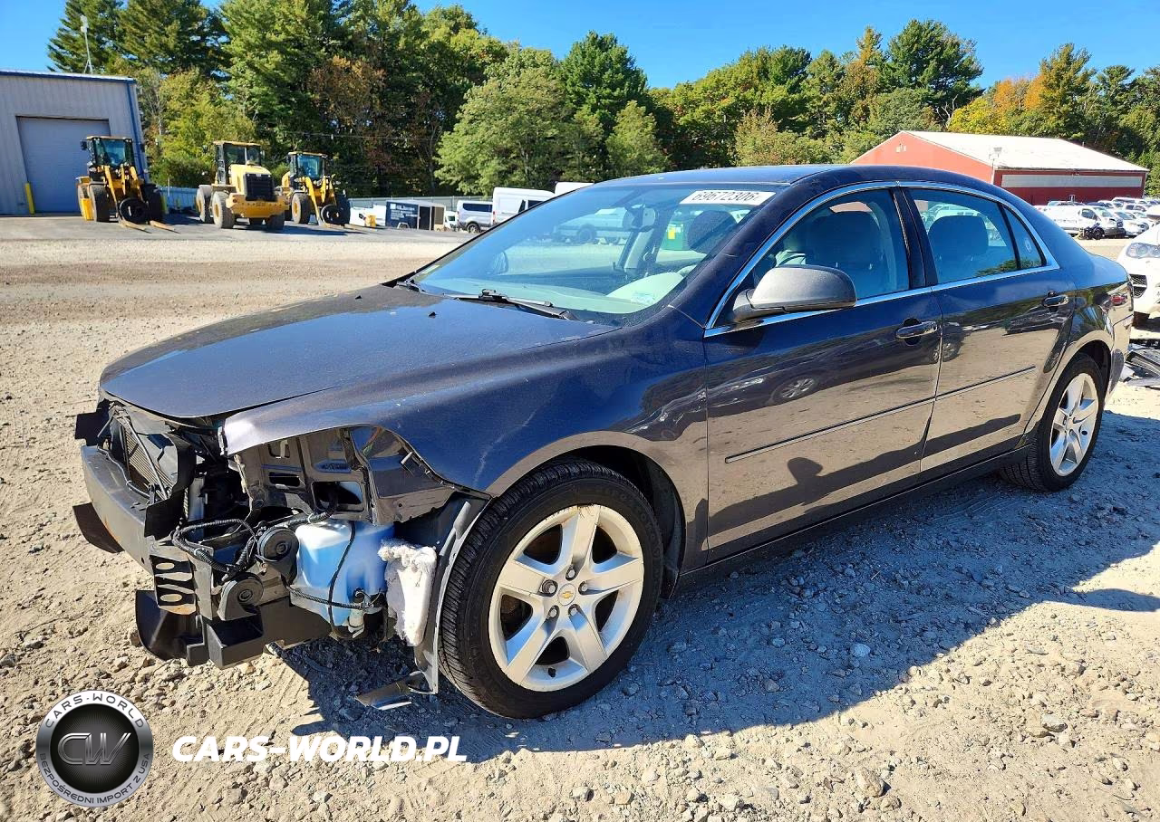 2011 Chevrolet Malibu Ls – zdjęcie 1 z 13