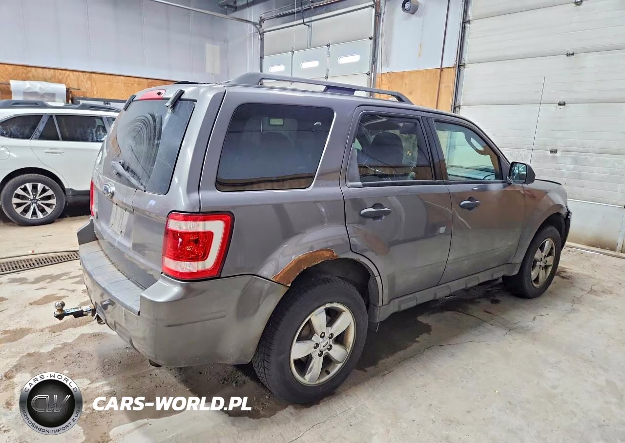 2009 Ford Escape Xlt VIN:1FMCU03G89KB02525 - 3