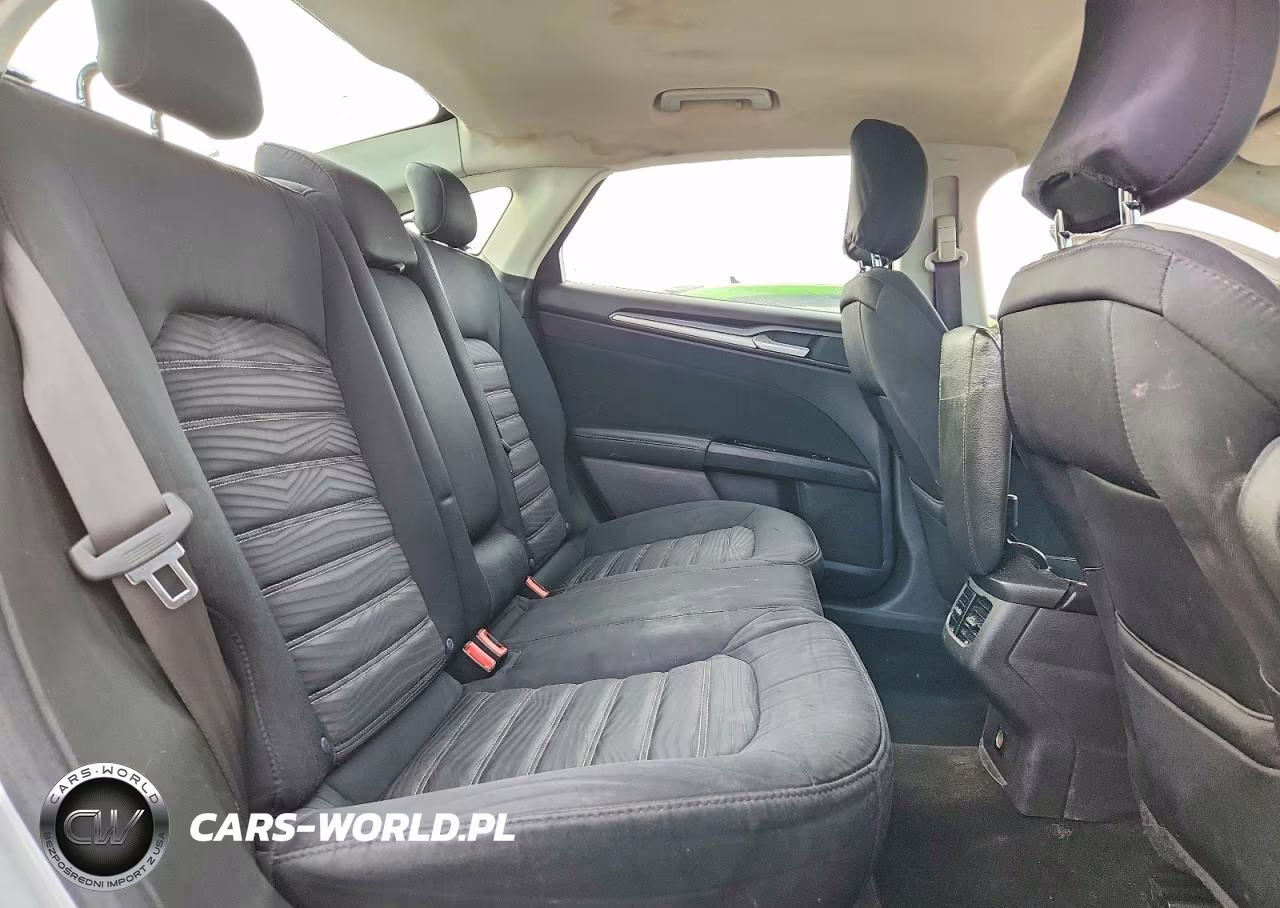 2016 Ford Fusion Se VIN:3FA6P0H75GR227577 - 10