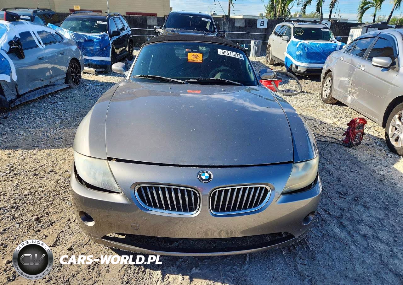 2005 BMW Z4 VIN:4USBT53545LT28140 - 5
