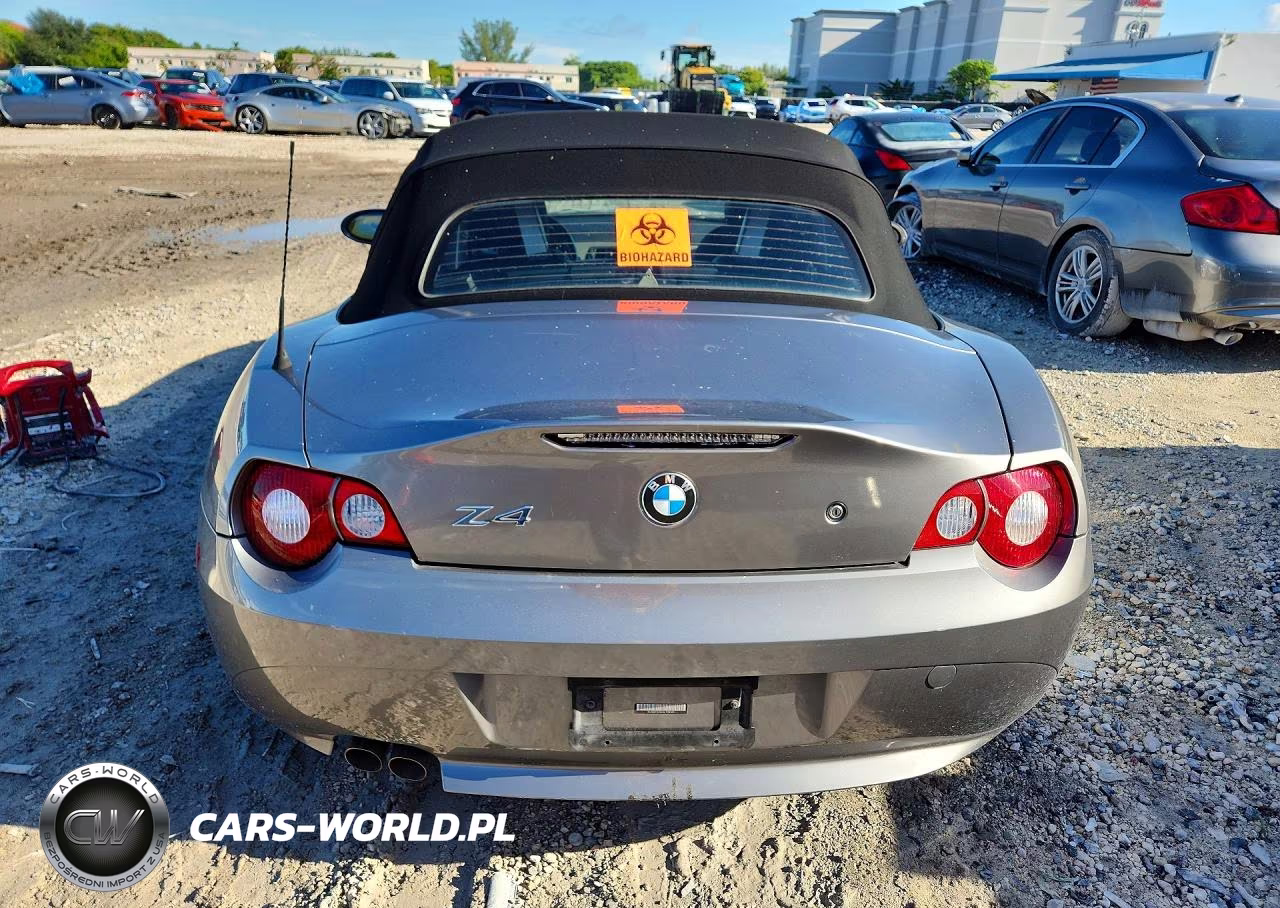 2005 BMW Z4 VIN:4USBT53545LT28140 - 6