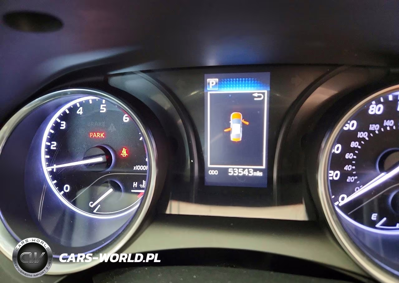 2020 Toyota Camry Se VIN:4T1G11AK1LU921914 - 9